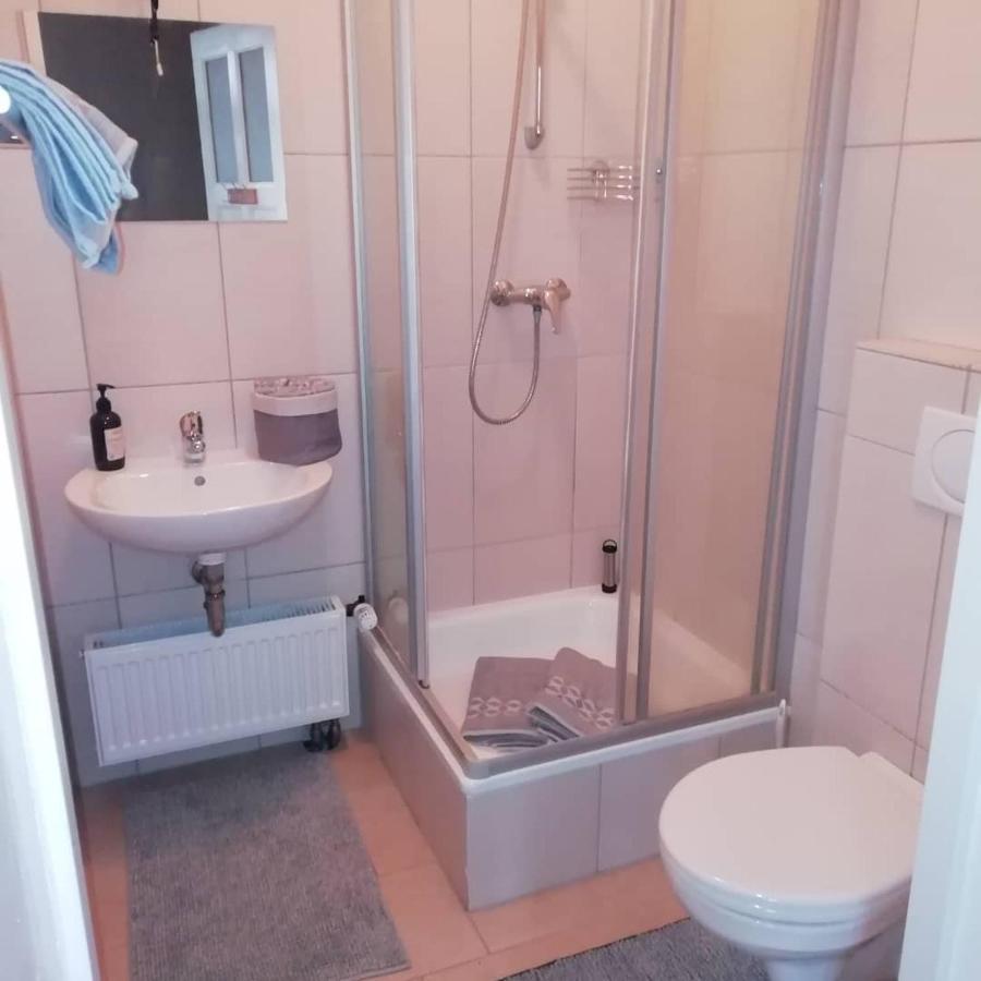 Gaestezimmer Vermietung Reinstorf Reinstorf  Экстерьер фото
